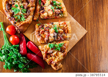 Sliced traditional Turkish pide with meat 38795514