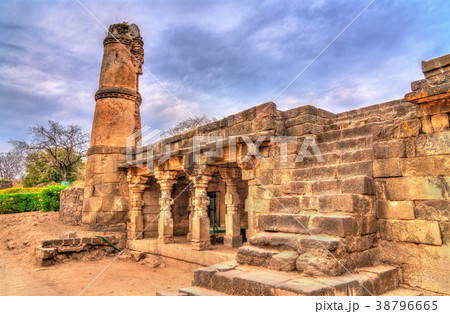 Devagiri Fort in Daulatabad - Maharashtra, India 38796665