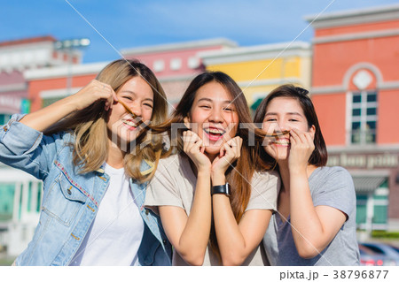 City lifestyle and outdoor activity concept. 38796877