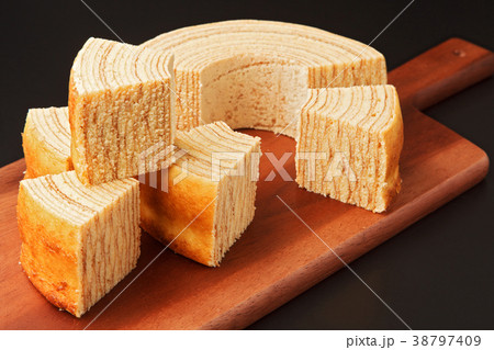 バウムクーヘン 38797409