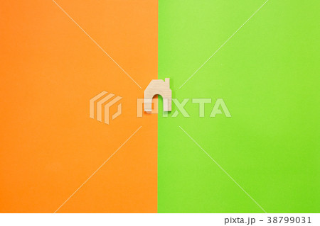 home shape wood 38799031