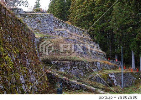 【日本100名城】岩村城 本丸六段壁(本丸の六段の石垣) 【日本100名城】岩村城 本丸六段壁(本丸の六段の石垣) 38802880