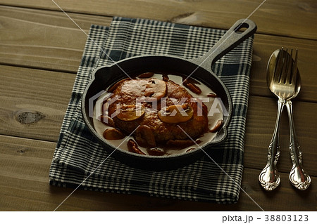 煮込みハンバーグ 38803123