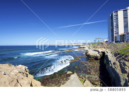 アメリカ合衆国カリフォルニア州サンディエゴのラホヤの海岸 38805893