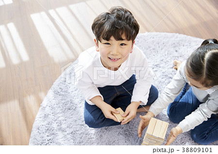 感情 遊び 笑顔 38809101