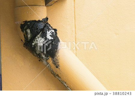 Water leak pipe wall 38810243