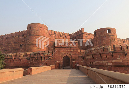インド アグラの歴史的建造物 アグラフォート インド アグラの歴史的建造物 アグラフォート 38811532