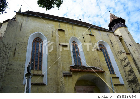 ビエルタン　要塞聖堂 38813664