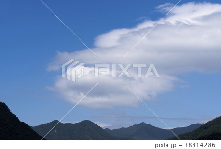 空 雲 山 38814286