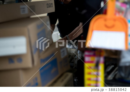 installation of an air conditioner 38815042