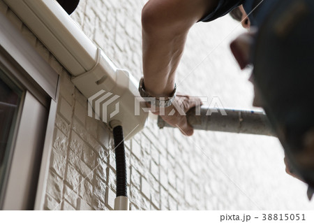 installation of an air conditioner installation of an air conditioner 38815051