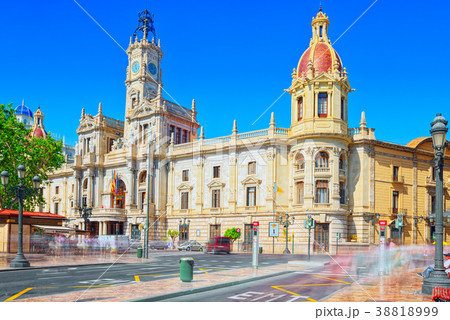 Modernism Plaza of the City Hall of Valencia 38818999