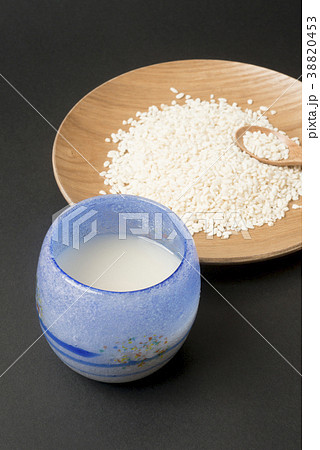 米麹で作る甘酒 38820453