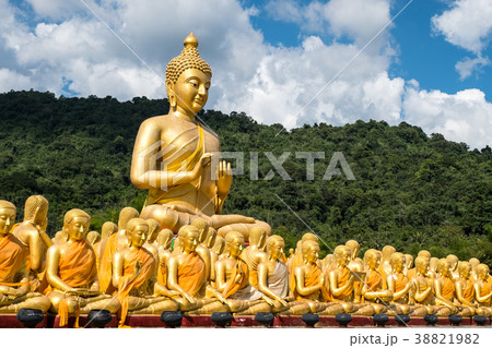 Buddhist garden Buddhist garden 38821982