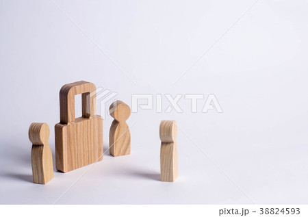 Two people stand near a padlock and keep secrets 38824593