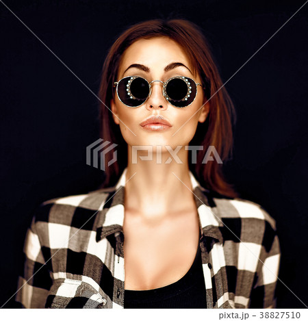 Fashion beauty girl wearing sunglasses, plaid 38827510
