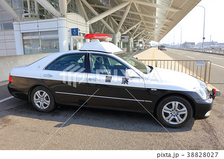 警察車両 パトカー 護送車 福岡空港国際線の写真素材 3027
