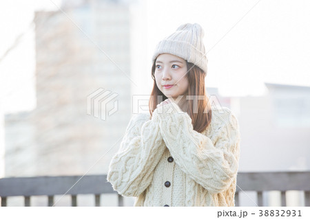 20代女性 20代女性 38832931