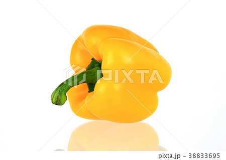 yellow bell pepper isolated on white background 38833695