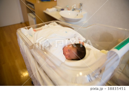 新生児 38835451