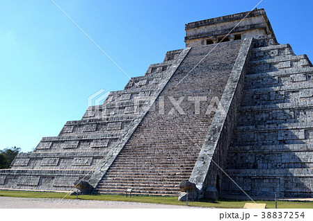 エル・カスティージョ（チチェン・イツァー） 38837254