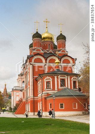 Old church in Zaryadye in Kitay-Gorod, Moscow 38837654