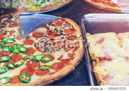Pizzeria restaurant in Manhattan New York 38840320