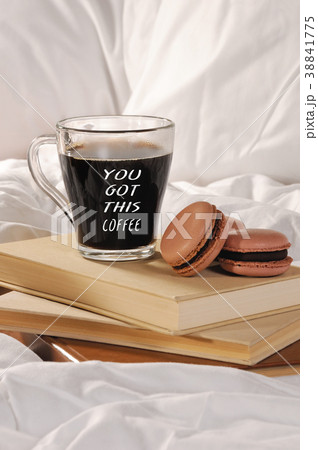 Morning cup of coffee and Macaroons cake 38841775