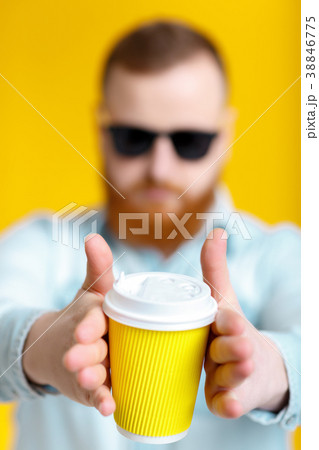 red beard man holding cup with coffee 38846775