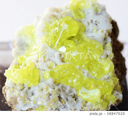 Yellow crystals of native sulfur on the matrix 38847020