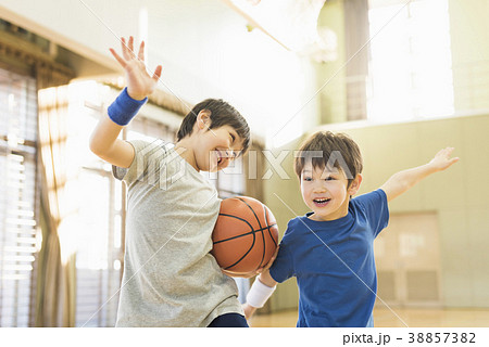 キッズ バスケット 38857382