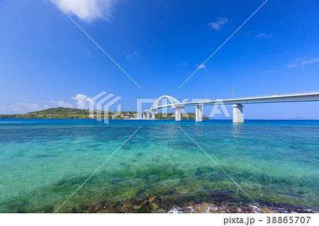 瀬底大橋　瀬底島 38865707