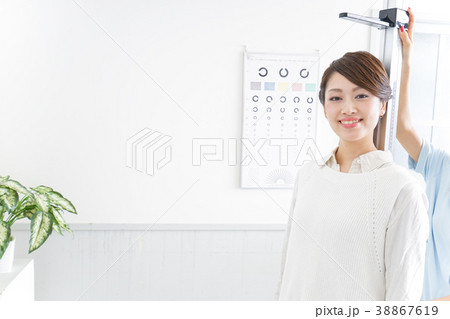 健康診断・定期検診 38867619