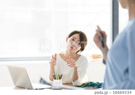ビジネス キャリアウーマン ビジネス キャリアウーマン 38869334