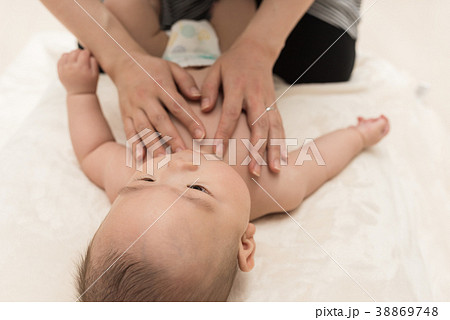 赤ちゃん 赤ちゃん 38869748