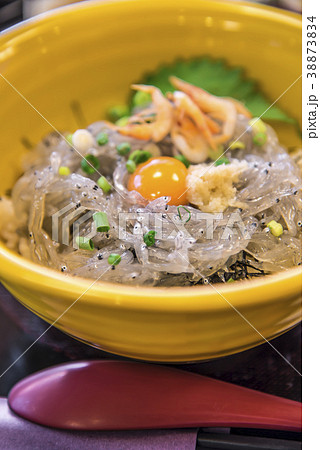 生しらす丼 38873834