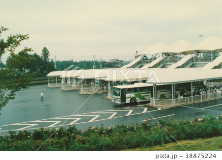 万博中央駅 38875224