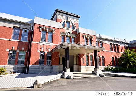 九州大学箱崎キャンパス　本部第1庁舎 38875514