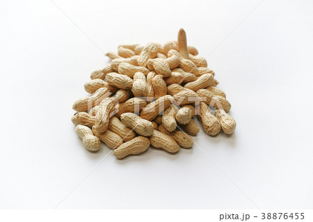 落花生と白のコピースペース 38876455