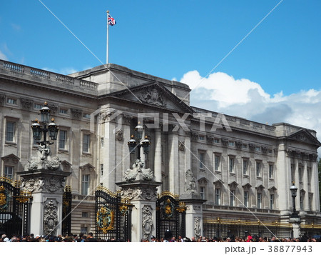 イギリス ロンドン バッキンガム宮殿の写真素材