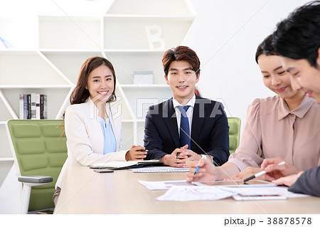 Young business people - Group of Business people or colleague meeting in office to discuss project. teamwork concept photo. 078 Young business people - Group of Business people or colleague meeting in office to discuss project. teamwork concept photo. 078 38878578