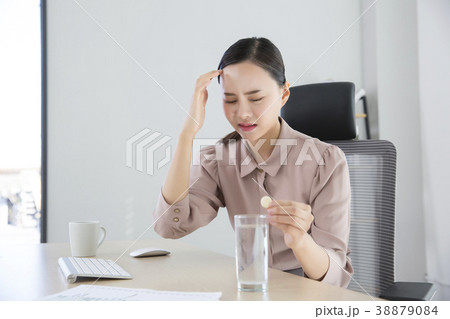 Young business people  - young business people working hard everyday. Office life. 362 38879084