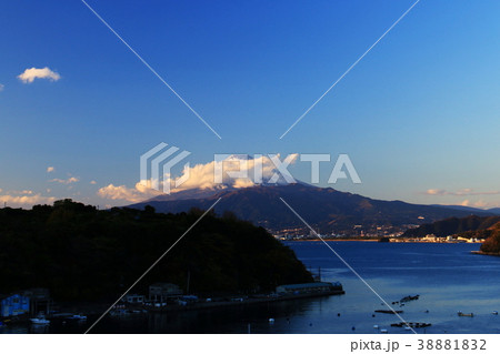 西伊豆 長浜城址から内浦湾越しの富士山 西伊豆 長浜城址から内浦湾越しの富士山 38881832