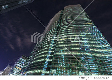 都市風景 汐留シオサイト 巨大複合都市夜景 都市風景 汐留シオサイト 巨大複合都市夜景 38882042