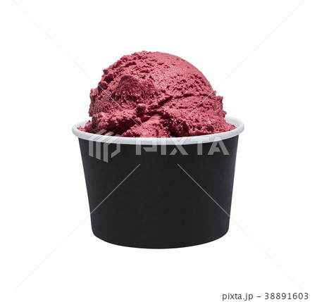 Paper Cup with ice cream isolated 38891603