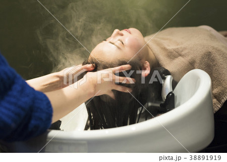 ヘアサロン シャンプー 38891919