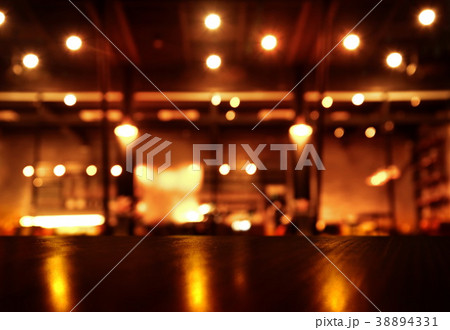 top of brown light reflection on the top of wood 38894331