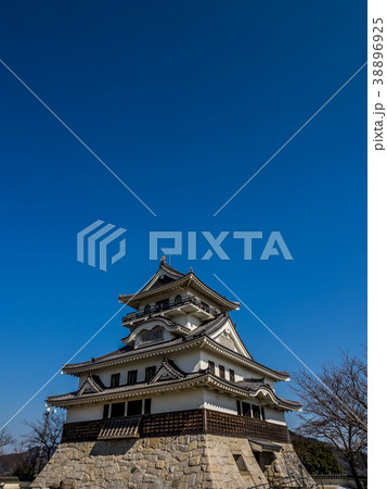 鳥取県にある日本の城 正式名称丸山城 高台にある美しいお城 鳥取県にある日本の城 正式名称丸山城 高台にある美しいお城 38896925