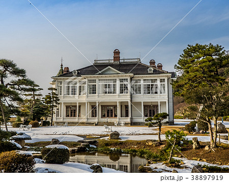 春は桜、秋は紅葉の名所として有名な歴史的建造物の仁風閣　映画のロケ地としても有名（るろうに剣心） 38897919