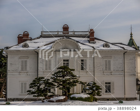 春は桜、秋は紅葉の名所として有名な歴史的建造物の仁風閣　映画のロケ地としても有名（るろうに剣心） 38898024